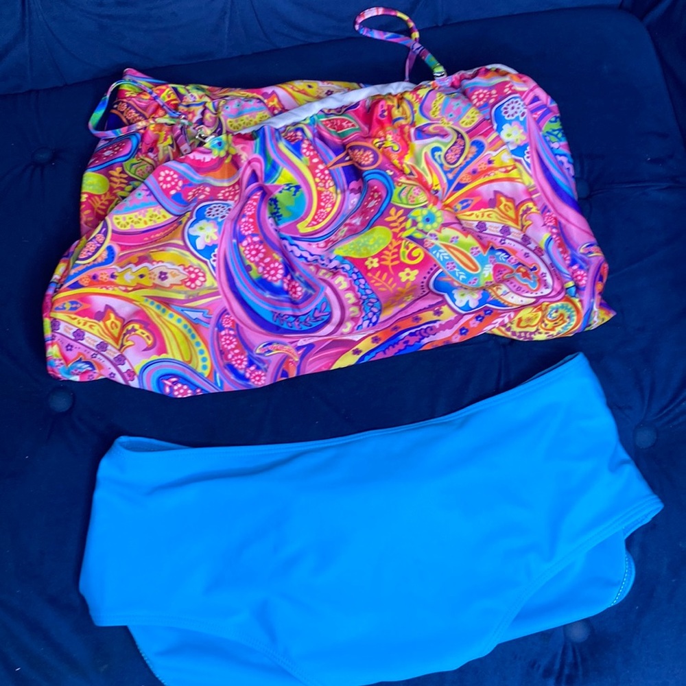 Bathing suit